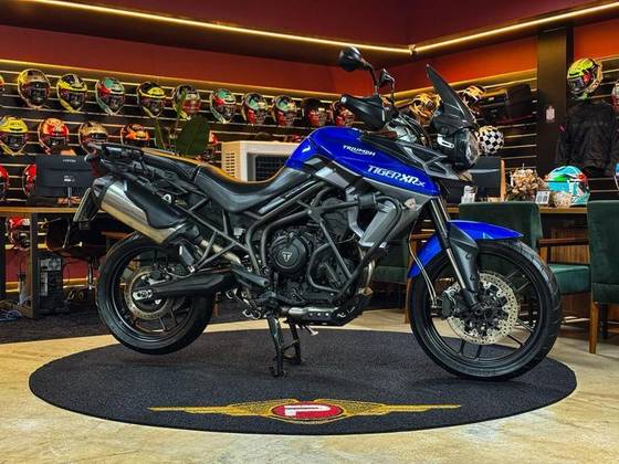 TRIUMPH TIGER 800 XRX 